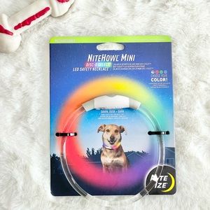 🐶New with tags NITEHOWL MINI DISC-O SELECT LED SAFETY NECKLACE Rechargeable!